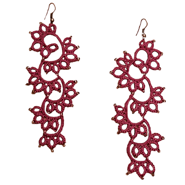 گوشواره آویز بلند عنابی طرح سنتی ایرانی اسلیمی دست ساز با منجوق شفاف